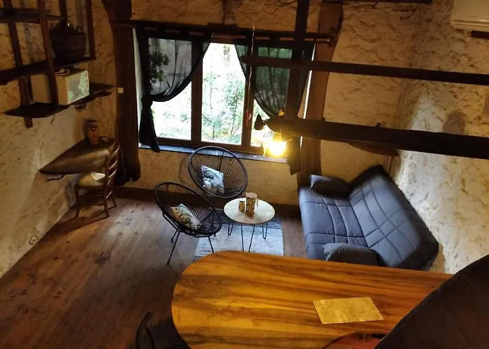 Grange Renovee En Pleine Nature Feriehus